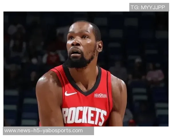 杜兰特展现绝佳表现但体能问题成争冠路上的最大隐忧 杜兰特展现绝佳表现但体能问题成争冠路上的最大隐忧